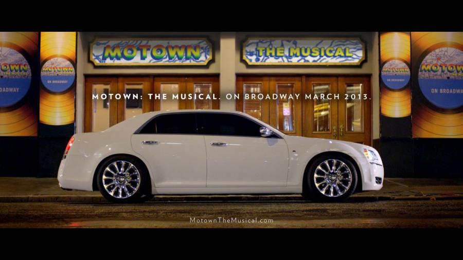 Chrysler 300C Motown Edition 2013 года  (фото 31 из 39)